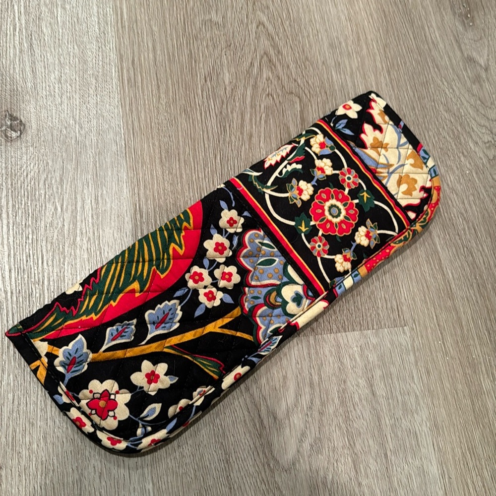 Vera Bradley Versailles Opera Hot Hair Tool Holder